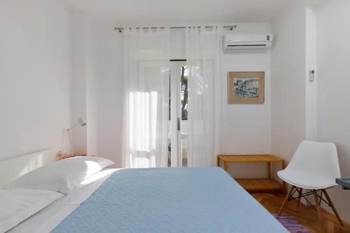 Apartment & Rooms Nugal Макарська Номер фото